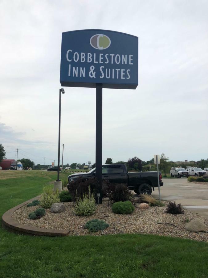 Cobblestone Inn & Suites Fort Madison Exterior foto